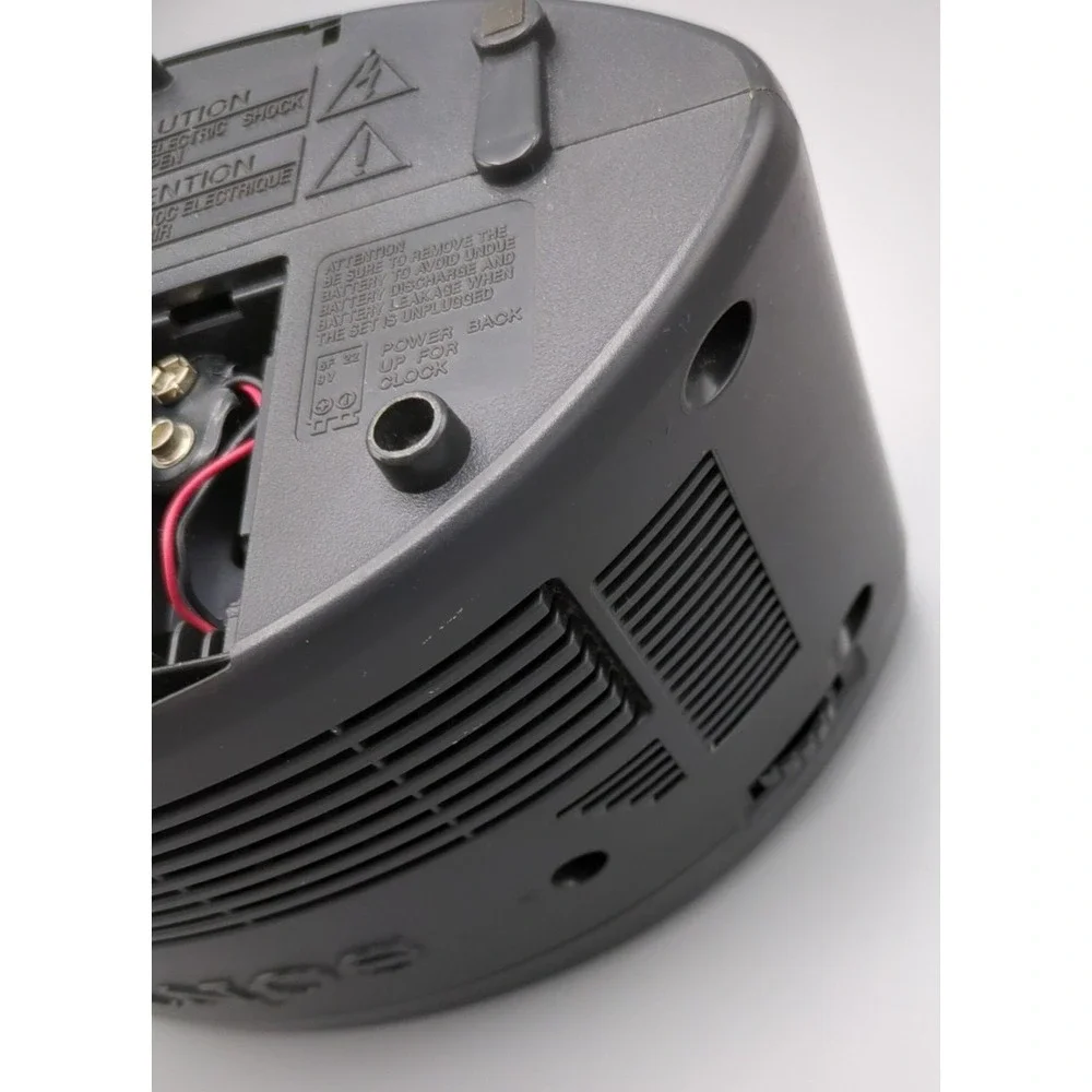 Sony ICFCS660 Dream Machine AM/FM Digital 2 Alarms Bass Green‎ LED Cass Broke